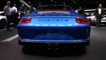Porsche 911 GT3 Touring Pack live in Frankfurt