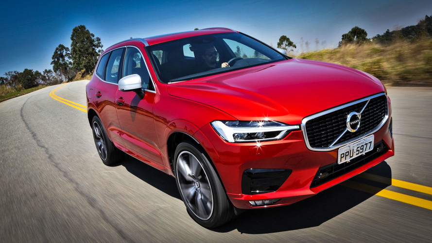 Audi Q5 x Volvo XC60