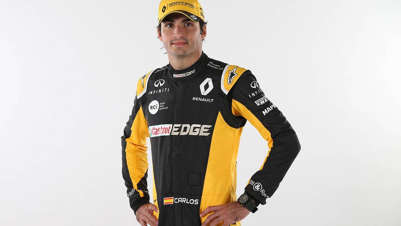 Carlos Sainz vestido Renault F1