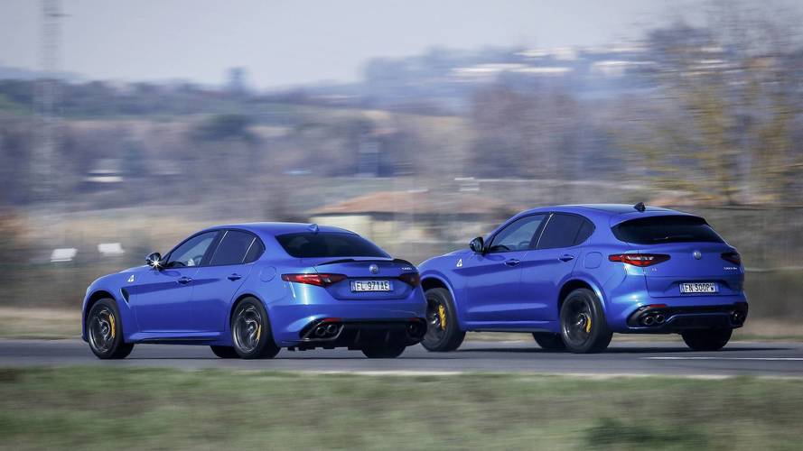 Alfa Romeo Giulia vs. Alfa Romeo Stelvio, carrera de aceleración