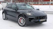 2019 Porsche Macan facelift spy photo