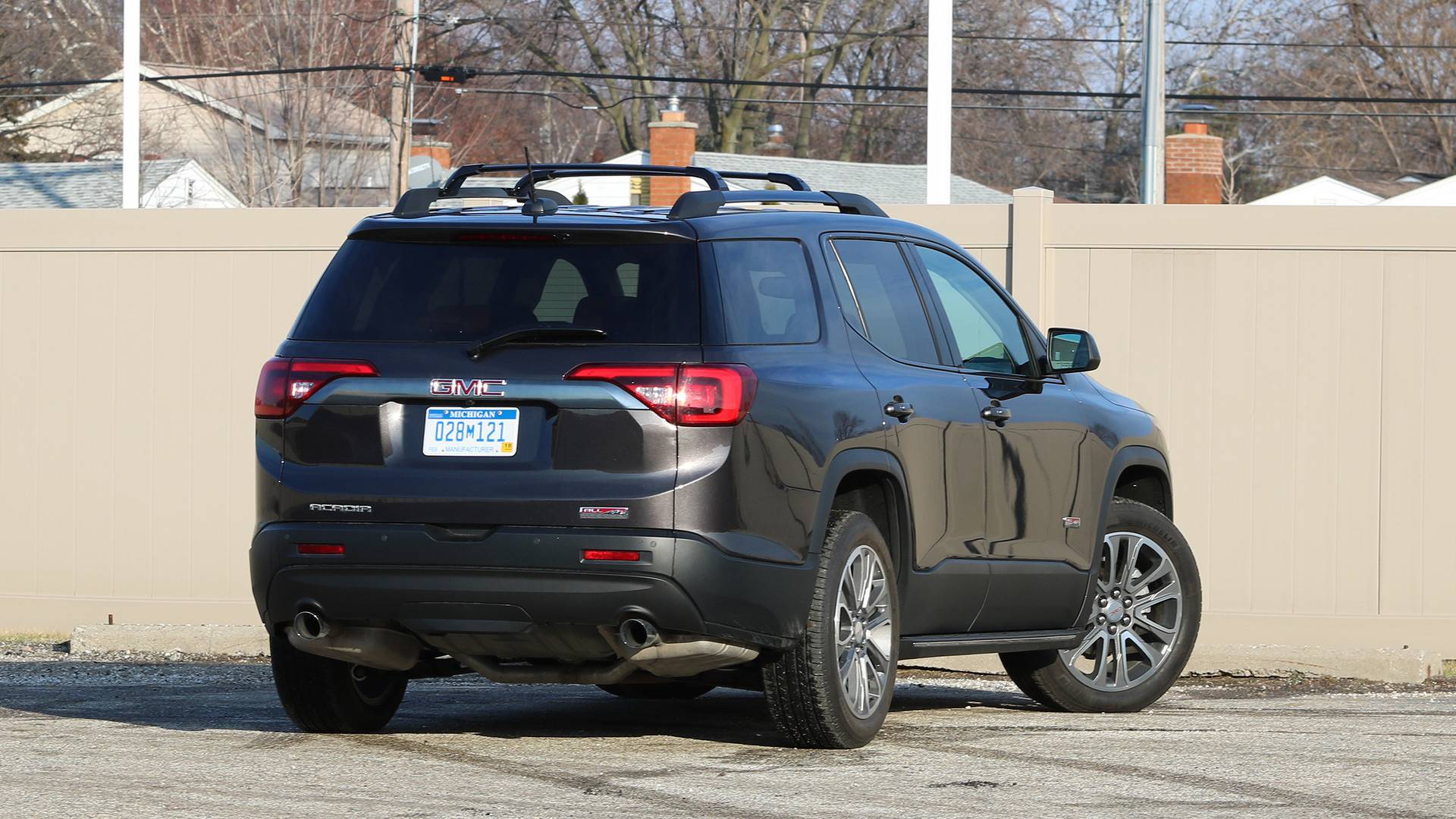 2017 Gmc Acadia Towing Capacity >> 2018 GMC Acadia Review: The Premium Choice 2017 Gmc Acadia Towing Capacity >> 2018 GMC Acadia Review: The Premium Choice
