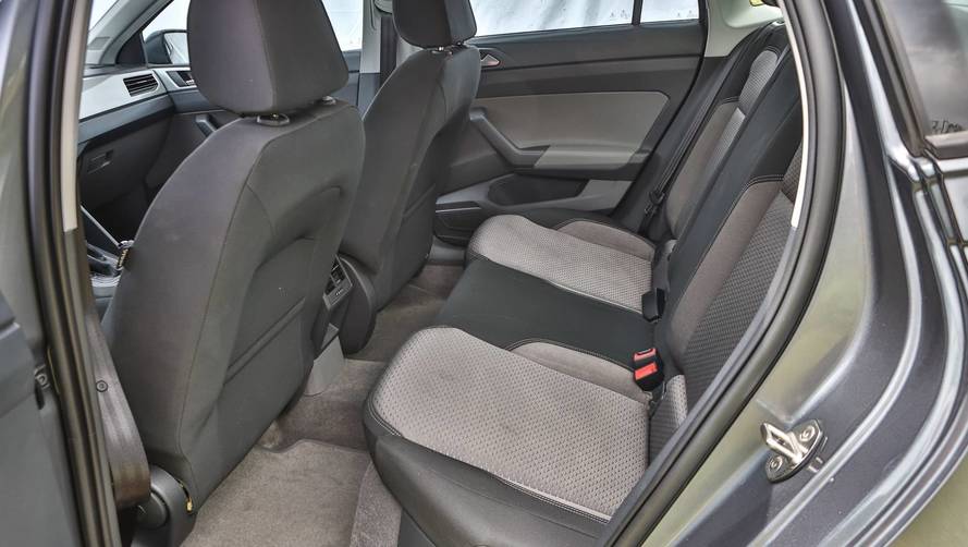 Comparativo VW Virtus x Toyota Corolla