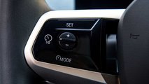 BMW iX xDrive50, la prova