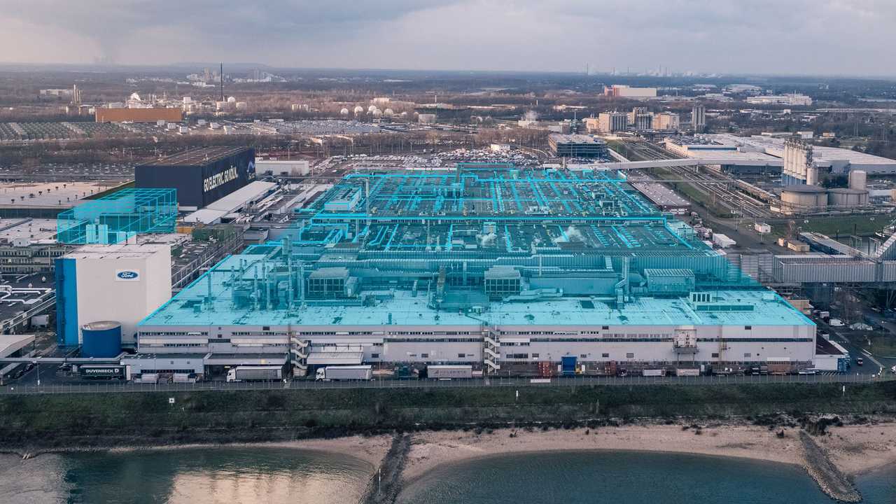 Lo stabilimento Ford di Colonia