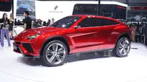 Lamborghini Urus concept SUV live in Beijing