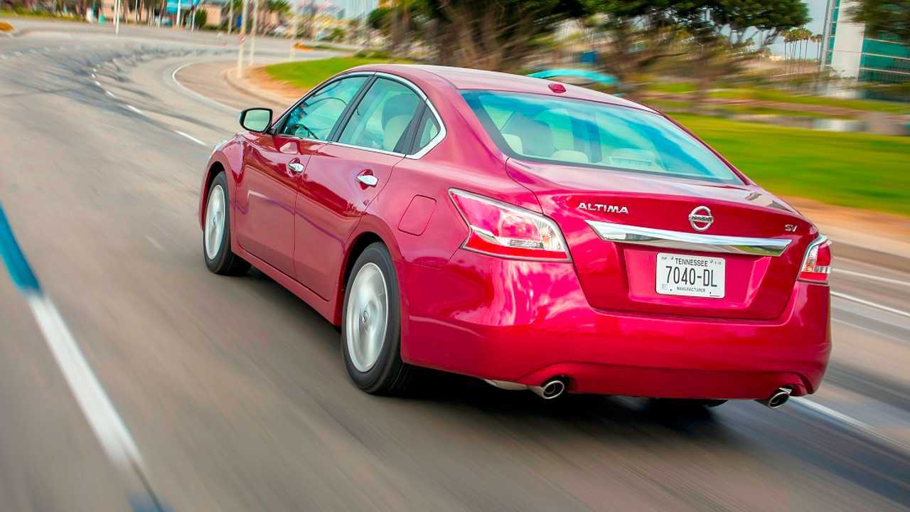 Lanzamiento: Nissan Altima