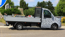 Mercedes-Benz Sprinter Spy Shots