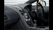Der analoge Aston Martin