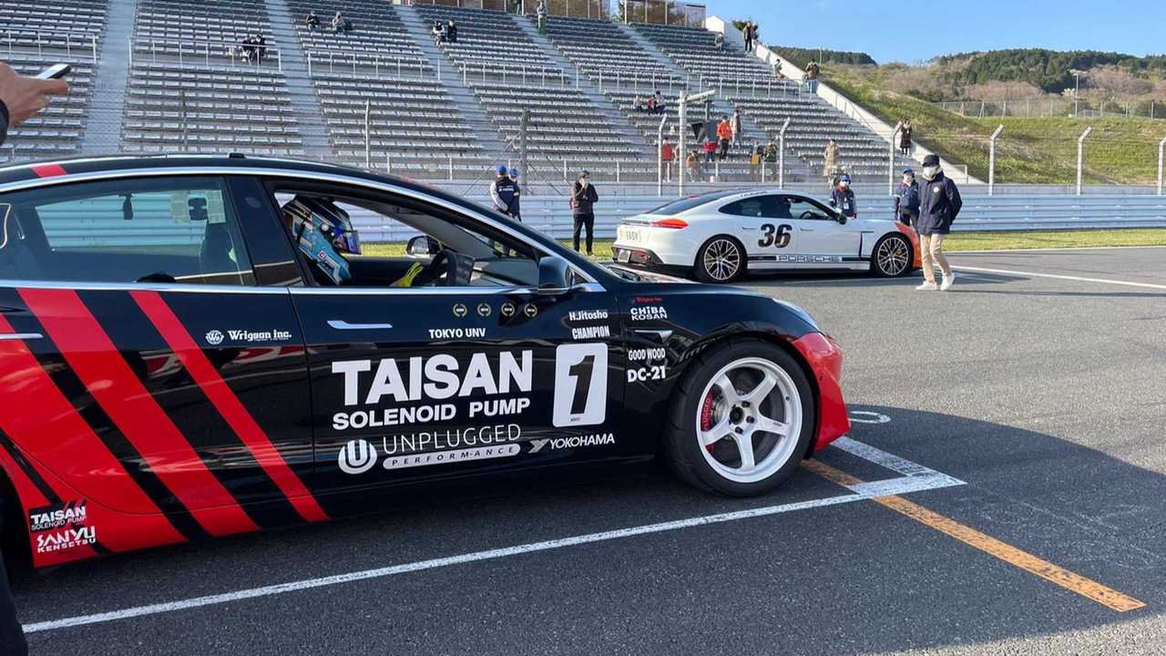 Tesla Giappone