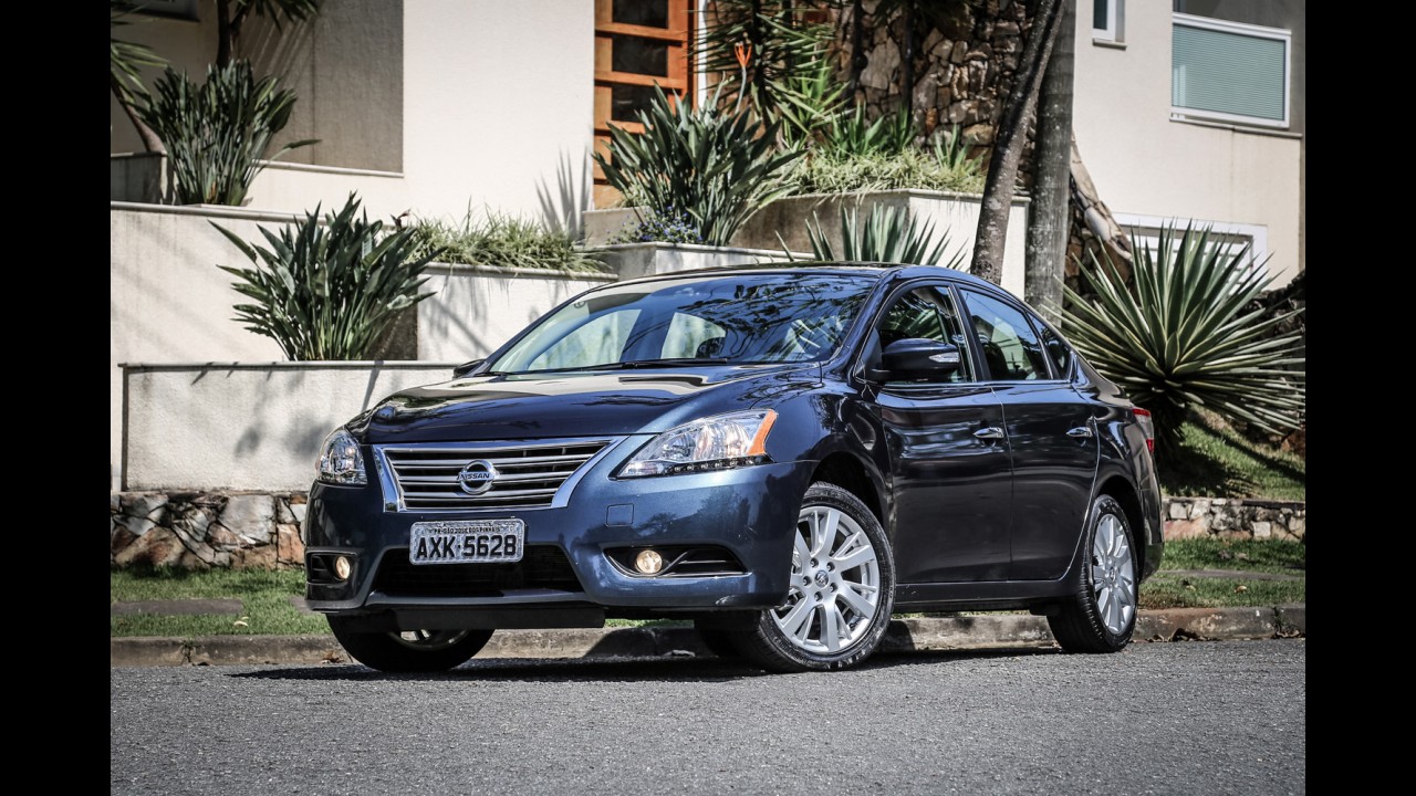 Teste CARPLACE: os novos Focus e Sentra encaram Civic e C4 Lounge