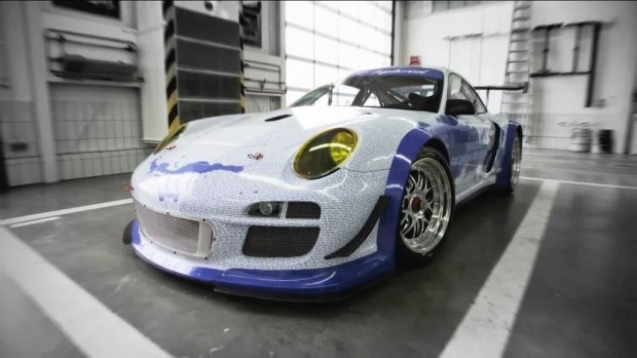 Porsche celebra 1 milhão de seguidores no Facebook