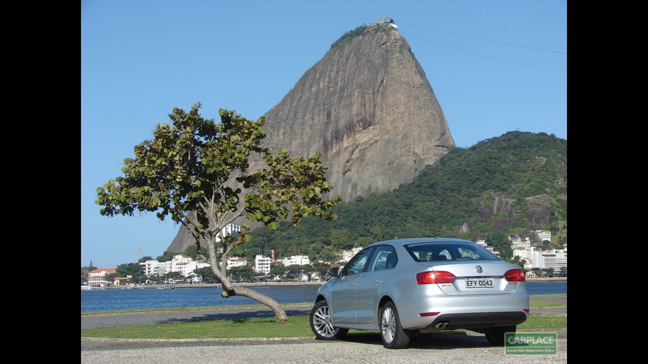 Avaliação - Volkswagen Jetta 2.0 TSI Highline 2011 - Veja detalhes em fotos