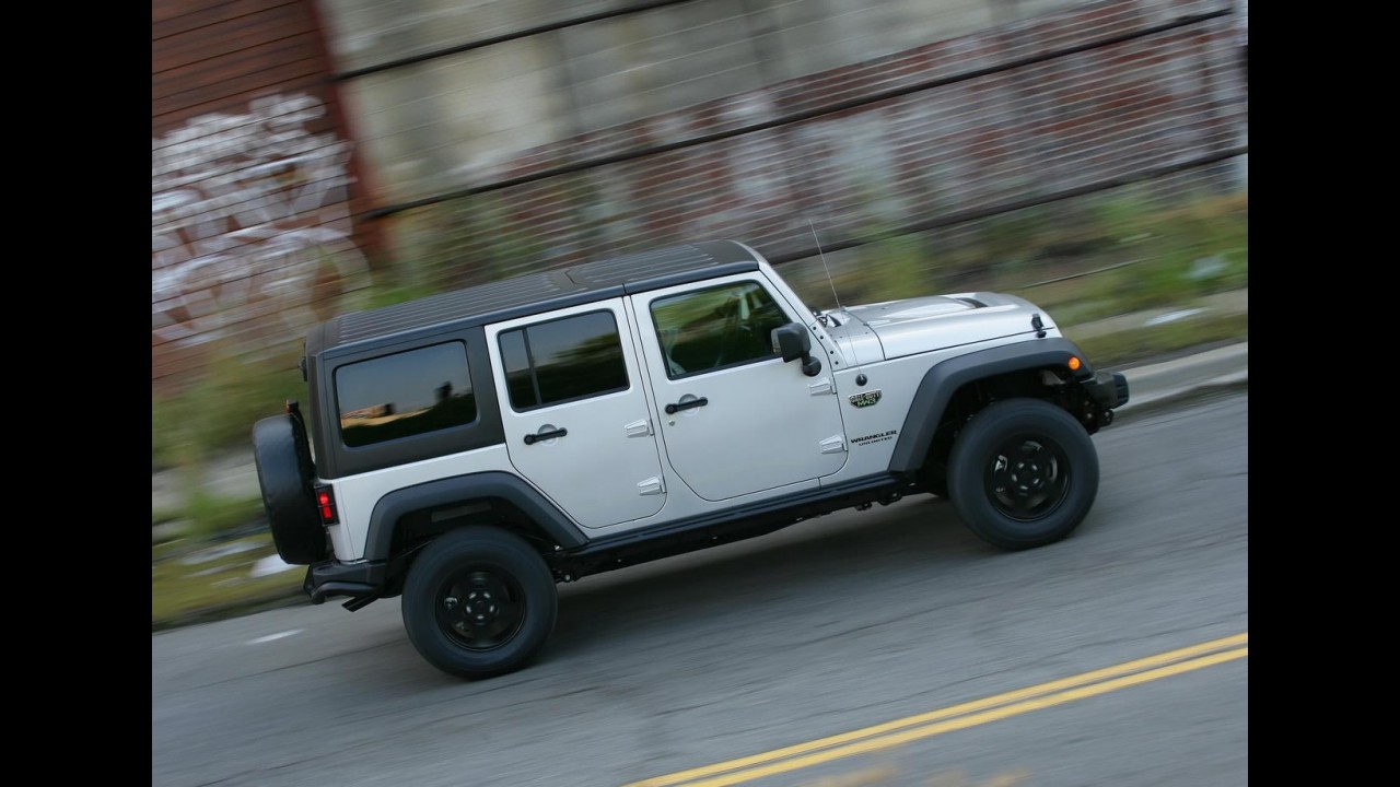 Jeep Wrangler Call of Duty MW3 2012: Dos games para as ruas