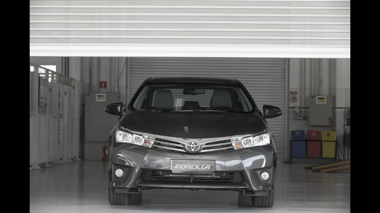 Teste CARPLACE: revisto e ampliado, novo Corolla XEi anda mais e bebe menos
