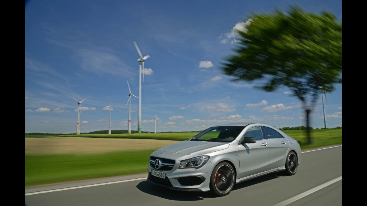 Volta rápida: A 45 AMG e CLA 45 AMG abordam desempenho de maneiras distintas