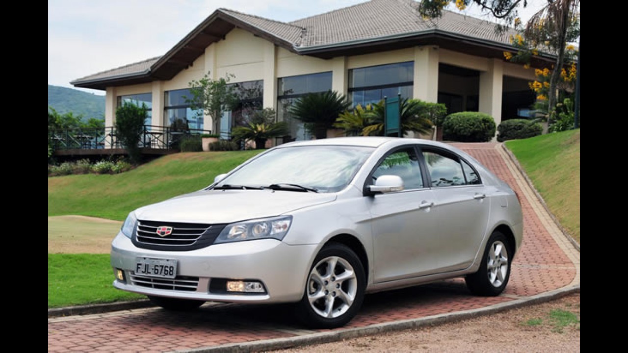 Sedãs médios: Corolla reina com quase metade das vendas do segmento
