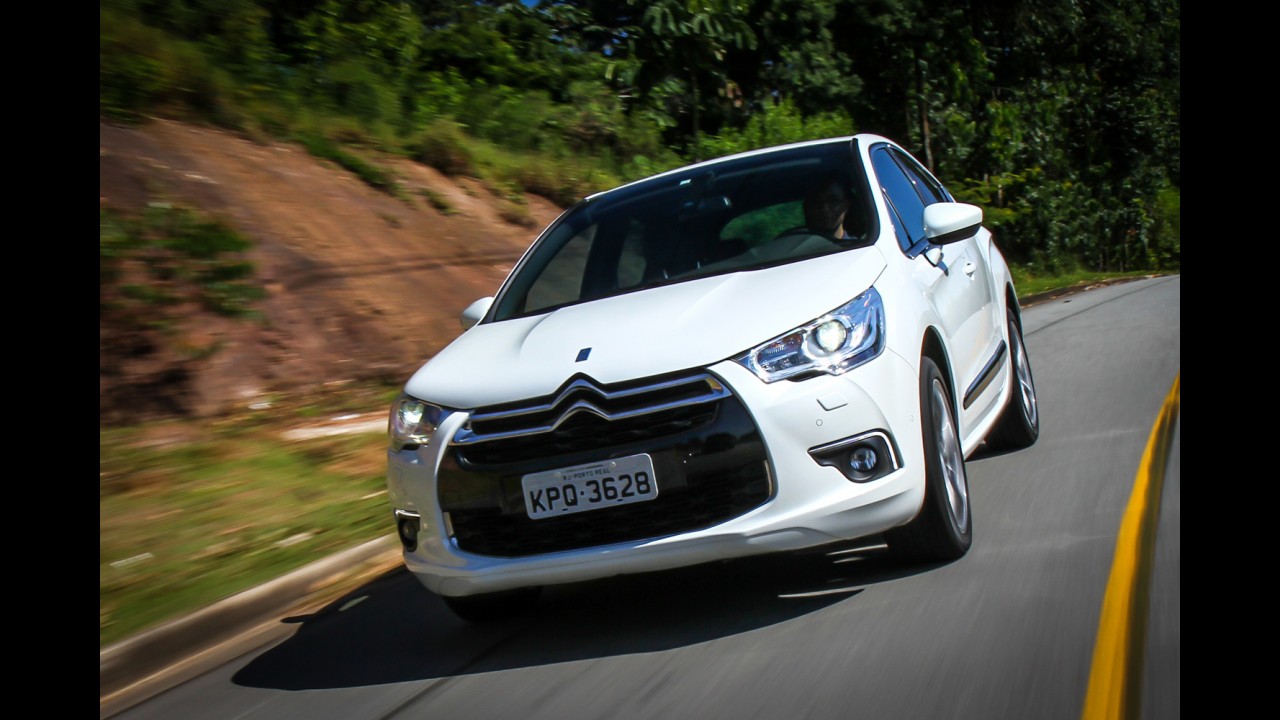 Teste: novo Mercedes Classe A encara BMW Série 1 e Citroën DS4