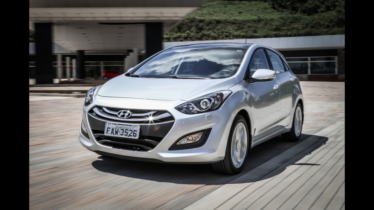 Hatches médios: Focus abre vantagem e Golf cai; Bravo tem recorde negativo