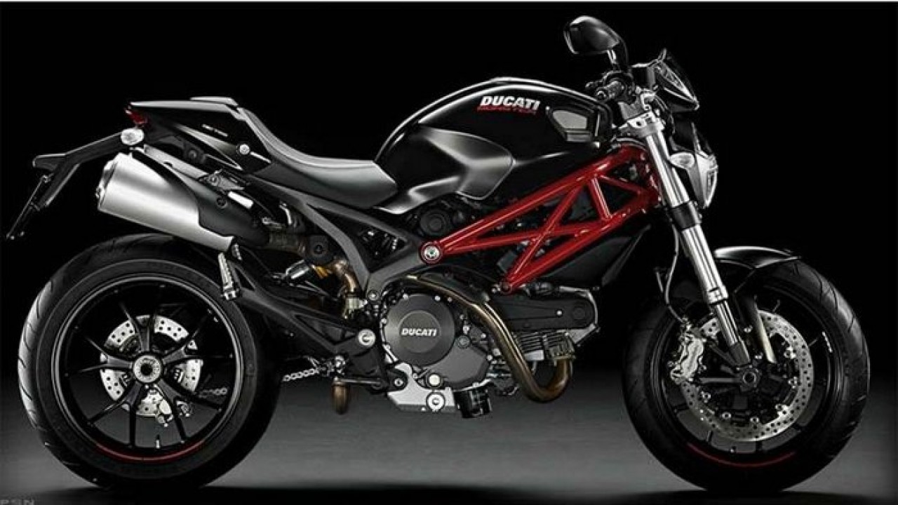 Ducati Monster 796 ganha kit de personalização