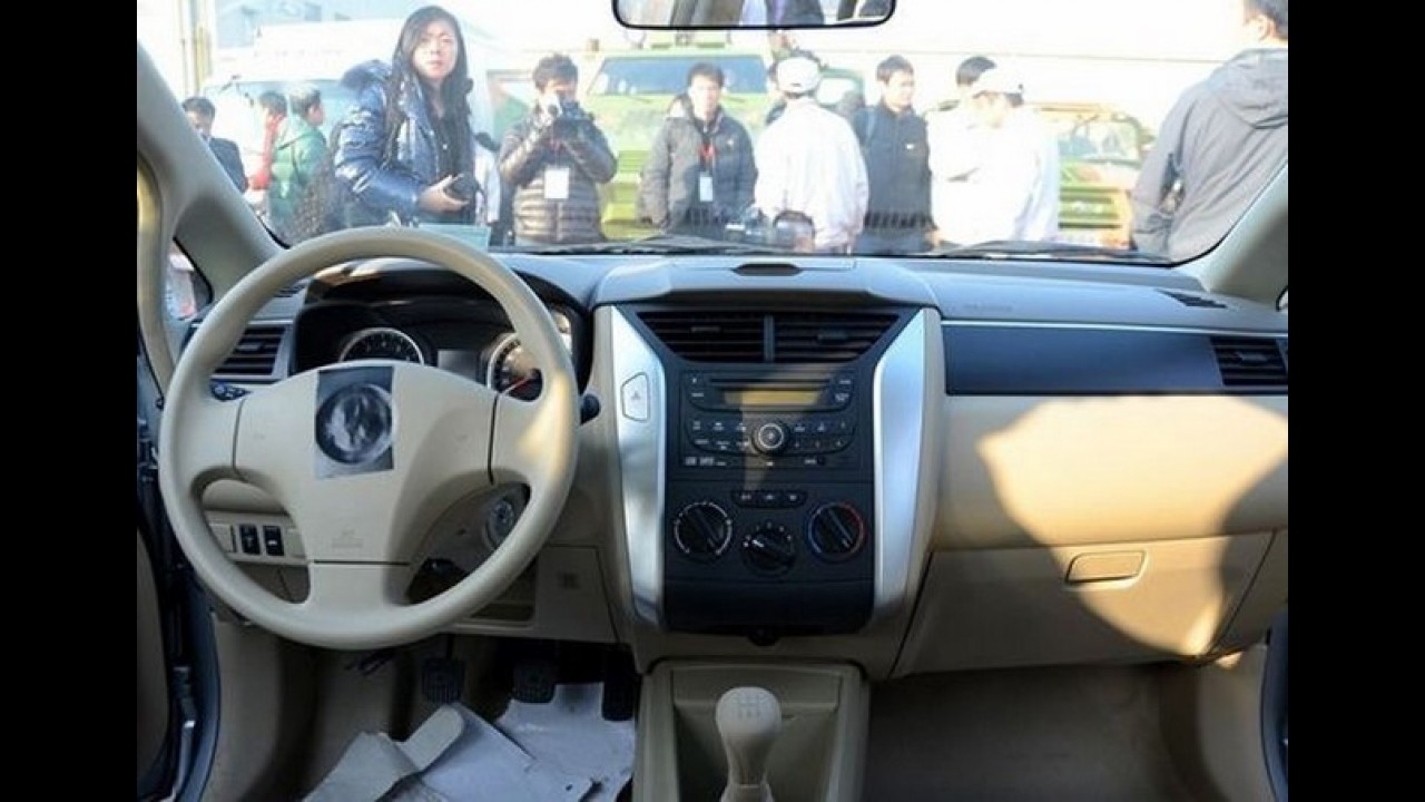 Tiida Sedan renasce como Venucia D50 na China e terá preço inicial de R$ 20.600