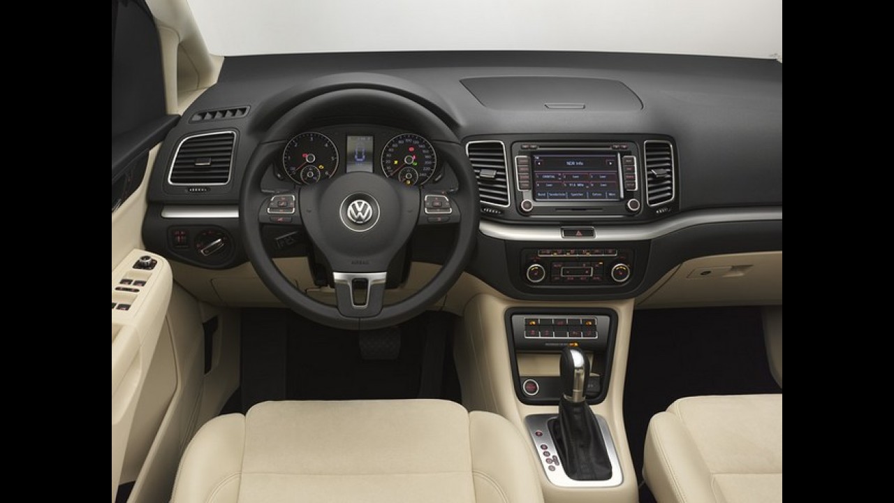Volkswagen lança nova geração da minivan Sharan com motor 2.0 TSI na Malásia