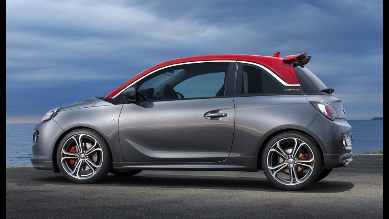 Opel Adam estreia versão esportiva S com motor turbo de 150 cv