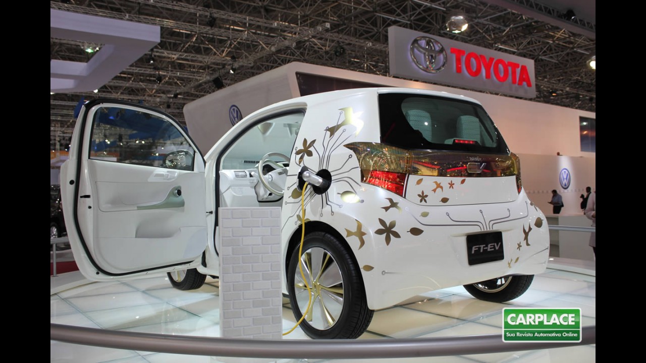 Salão do Automóvel: Toyota mostra o subcompacto elétrico FT-EV Concept
