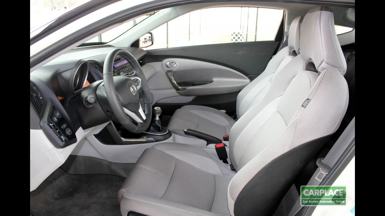 Na pista: Dirigimos o esportivo híbrido Honda CR-Z, eleito o "Carro do Ano" no Japão