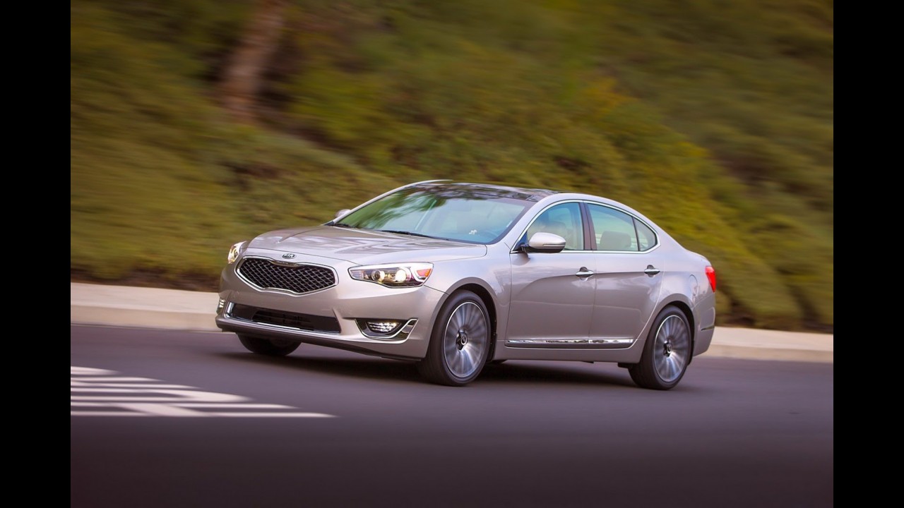 Salão de Detroit: Kia exibe Cadenza reestilizado em versão norte-americana