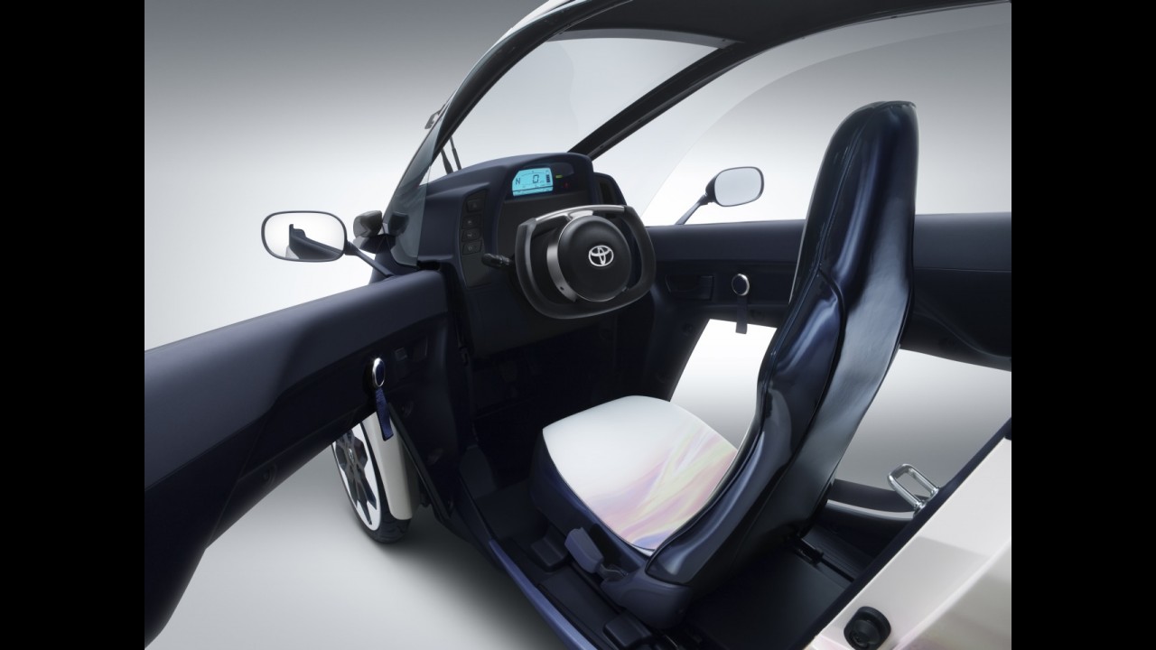 Toyota i-Road Concept é resposta japonesa ao Renault Twizy