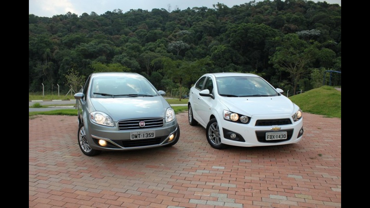 Teste CARPLACE: Linea baixa a bola e chama Sonic para a briga
