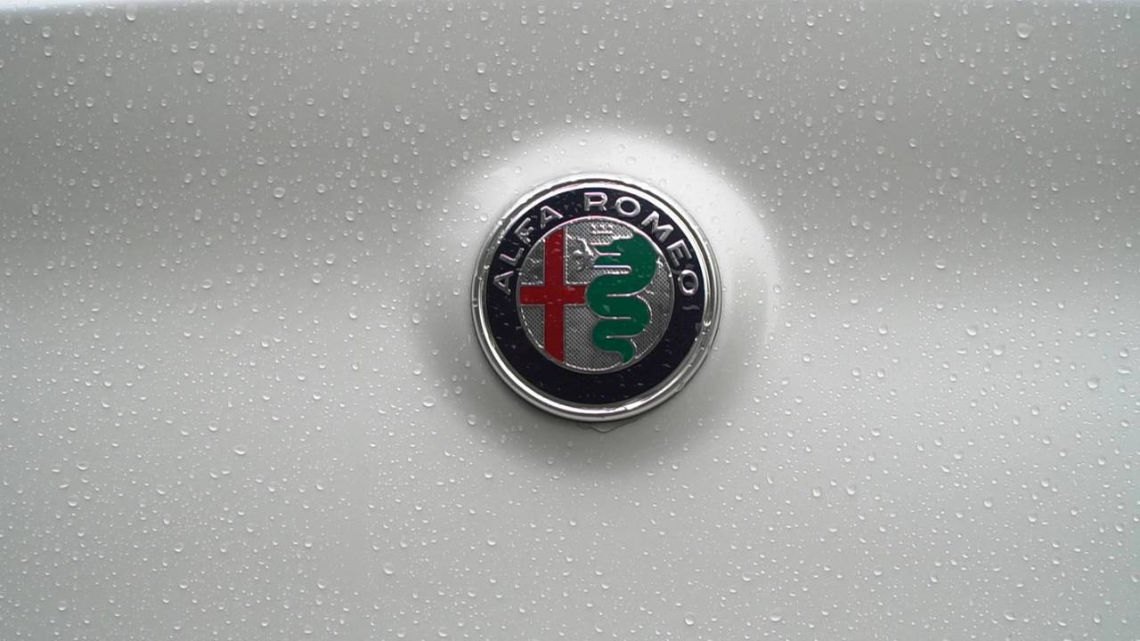 2018 Alfa Romeo Stelvio 2.0 Veloce Q4 | Neden Almalı?