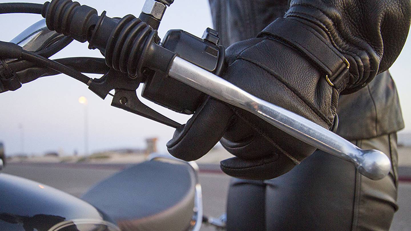 How to Kickstart a Motorcycle