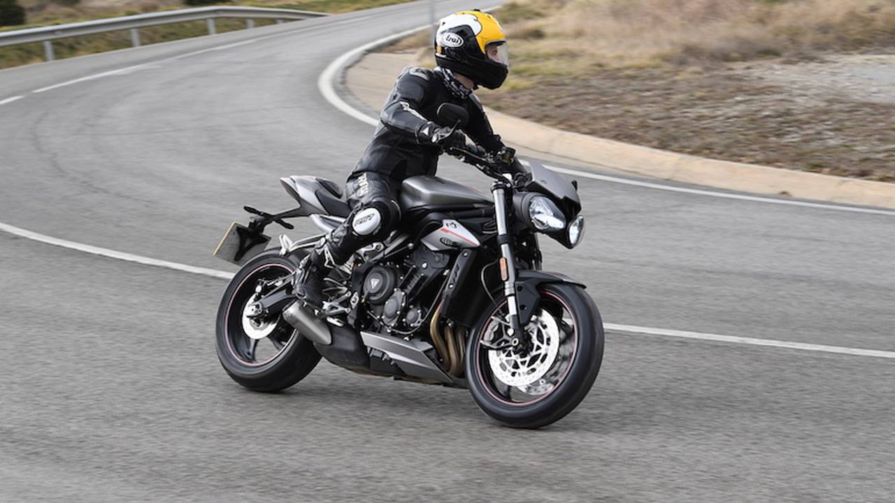 2017 Triumph Street Triple RS – First Ride