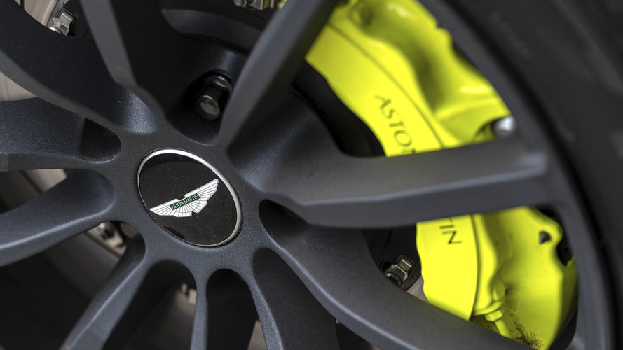 Aston Martin DB11 AMR 2019 , prime impressini