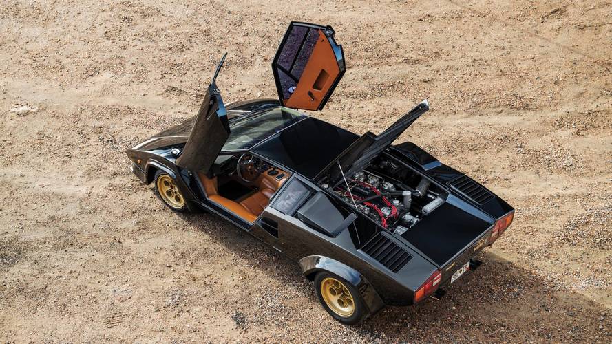 Lamborghini Countach LP400S 27