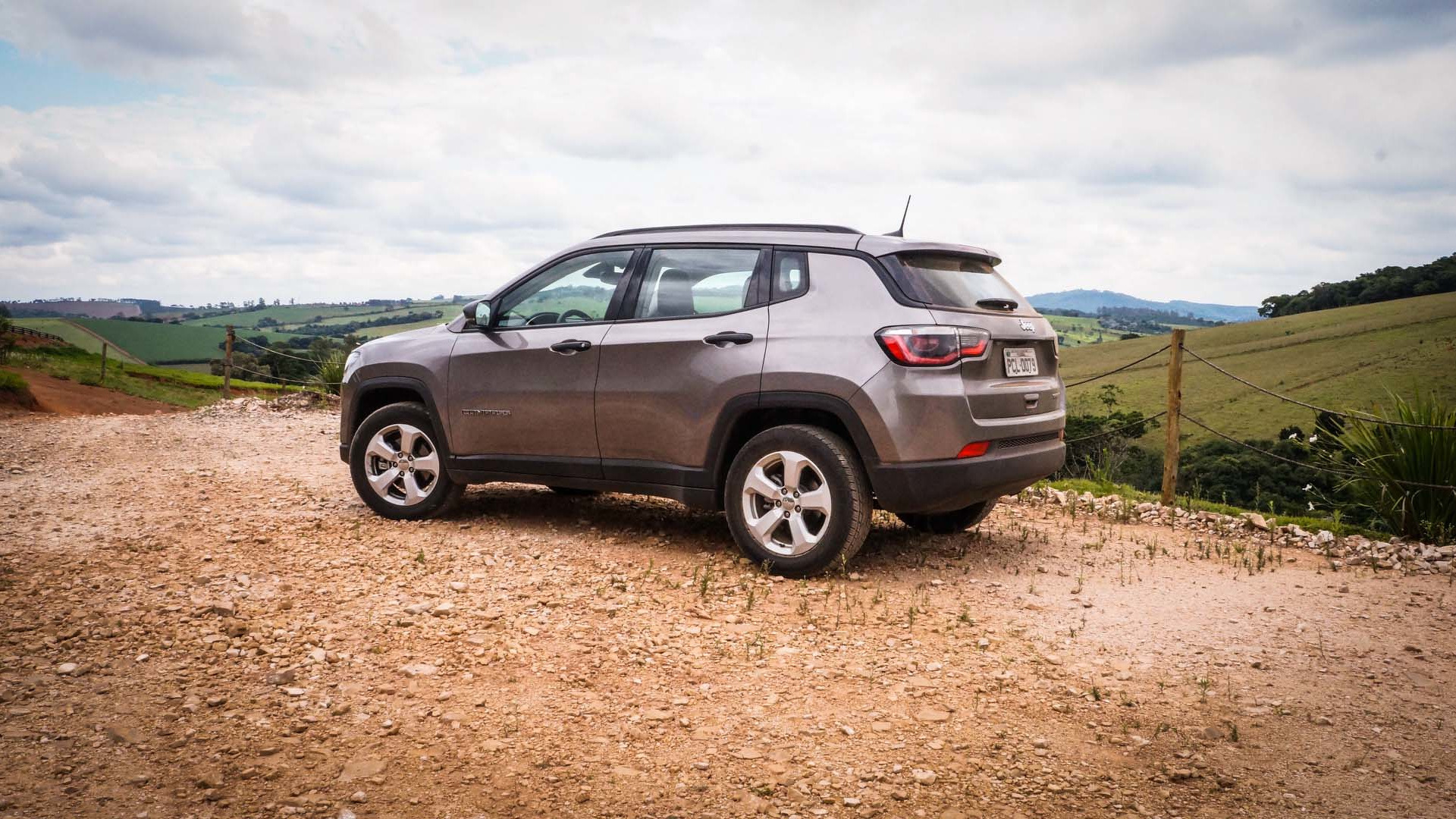 Jeep Compass Sport Flex Teste Brasil Fotos