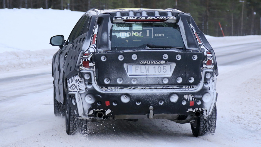 2018 Volvo XC60 casus fotoğrafları