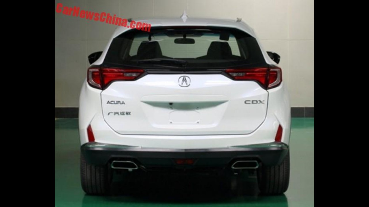 Flagra: versão de luxo do HR-V, Acura CDX tem motor 1.5 turbo