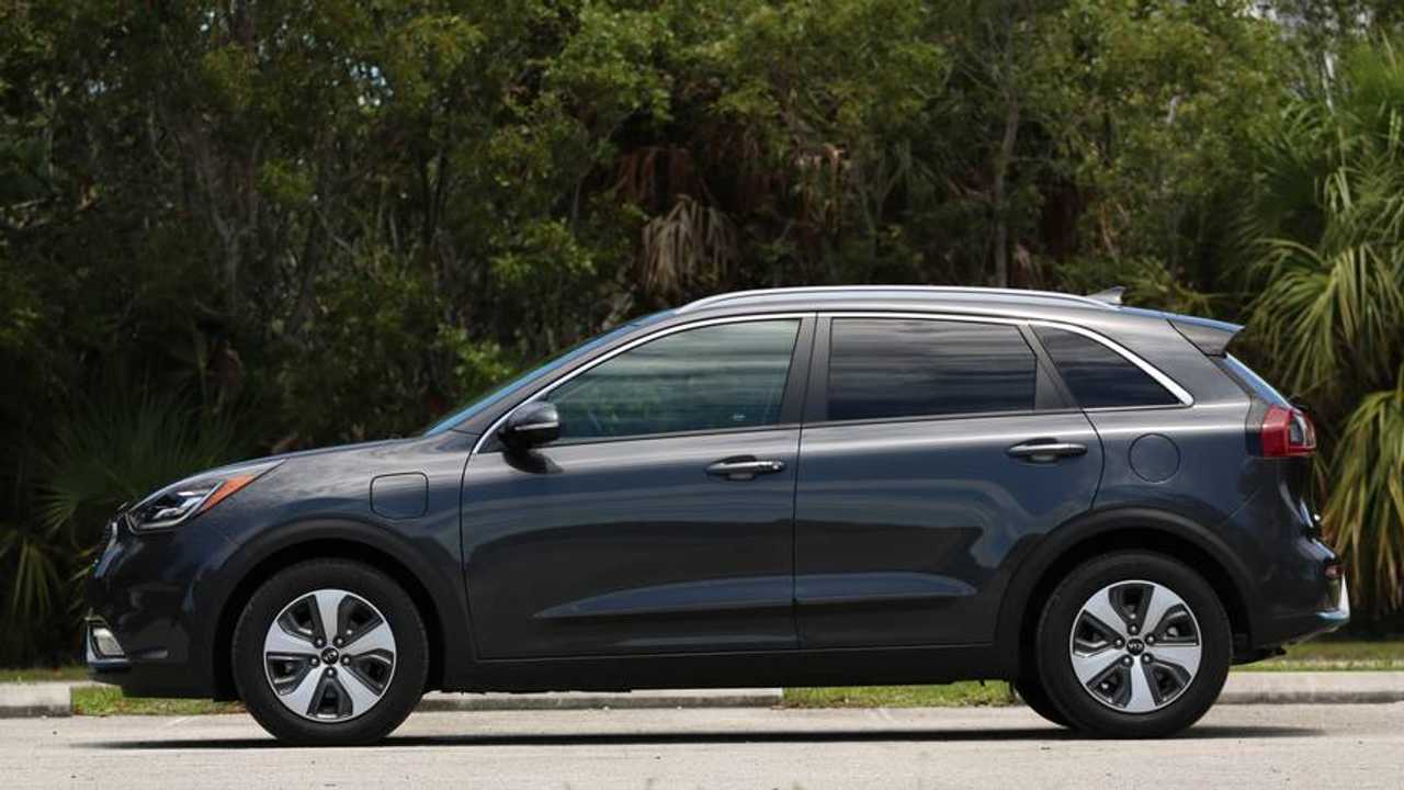 2018 Kia Niro Phev Review Insideevs Photos 2018 Kia Niro Phev Review