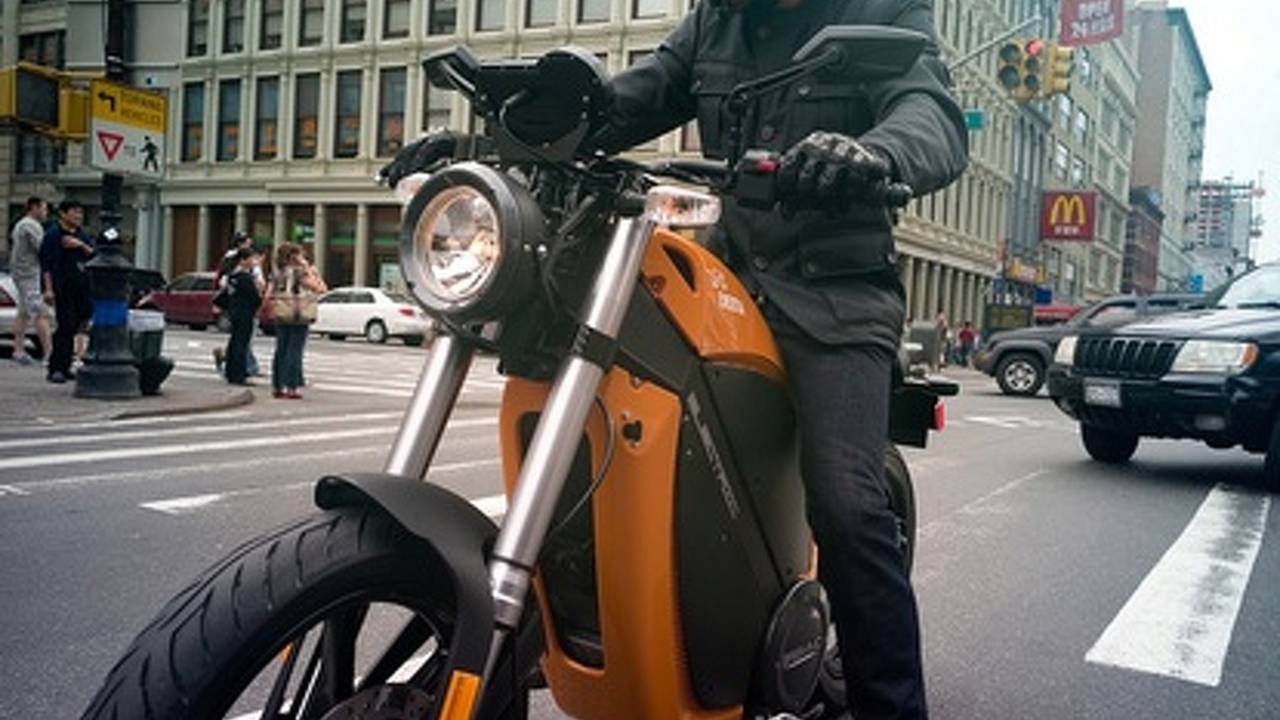 200 million electric motorcycles by 2016