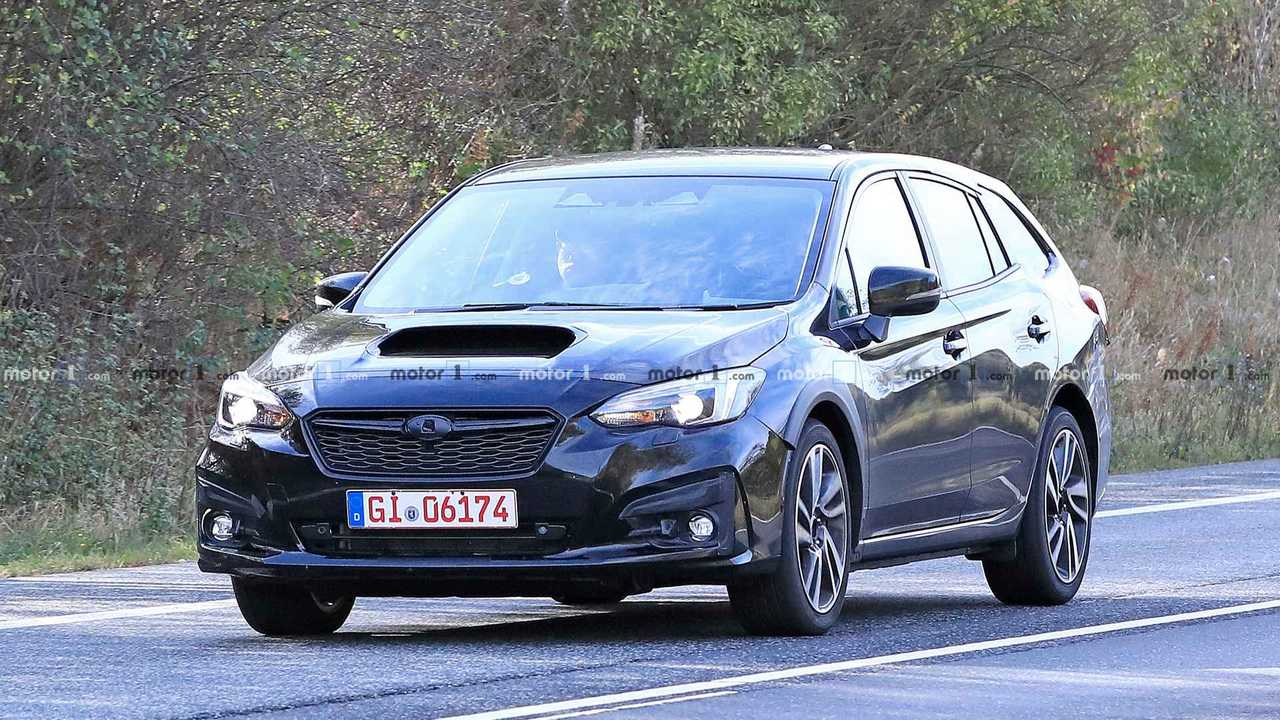 Subaru Levorg Test Mule Spy Photo
