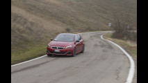 Peugeot 308 GTi, il bello delle curve