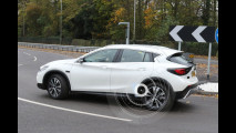 Infiniti QX30, le foto spia