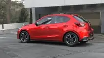 Mazda2 2024