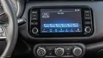 Nissan lancia XPlay 2024