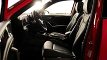 Volkswagen Tiguan 2024, gli interni a confronto