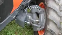 Kubota: trattore M5112DTNQ e atomizzatore XTA6315