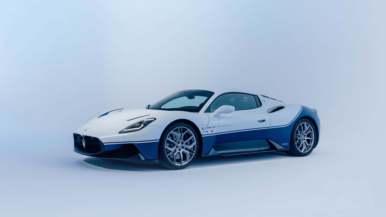 Perfection Is a Maserati MC20 With the MC12's Livery